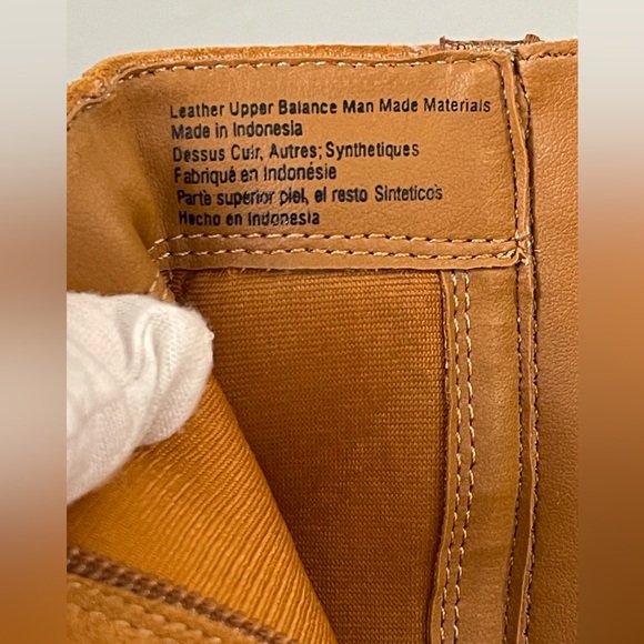 Predictions Leather Collection Tan Suede Fringe Heeled Booties - Size 7 - Picture 11 of 16